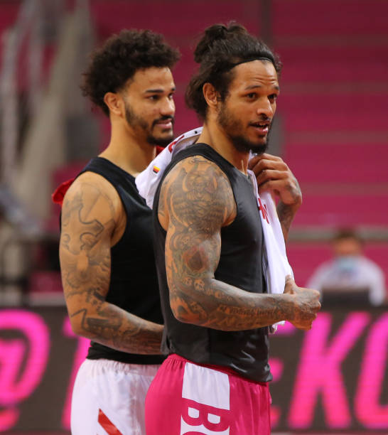 将深深铭刻 将深深铭刻