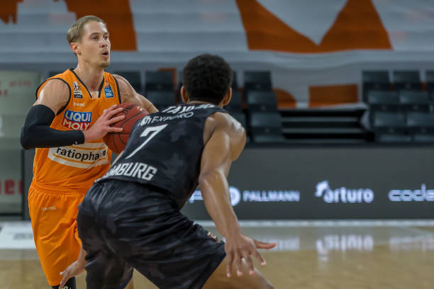 锤帮的较量 锤帮的较量