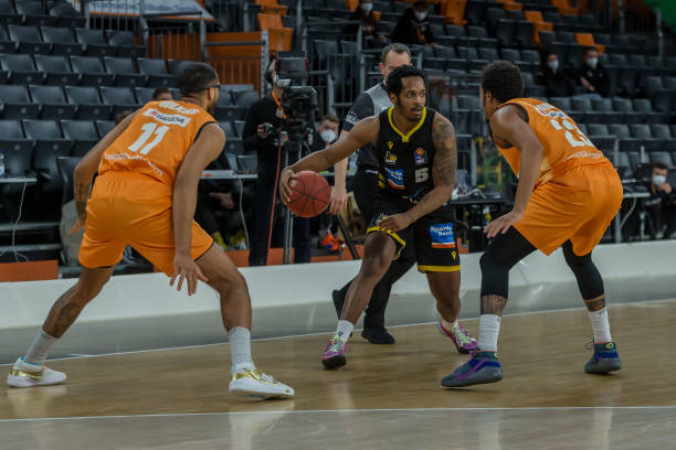 战术多面性 战术多面性